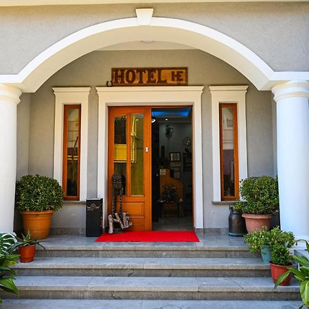 Hotel Epoka Shkodra Exterior foto